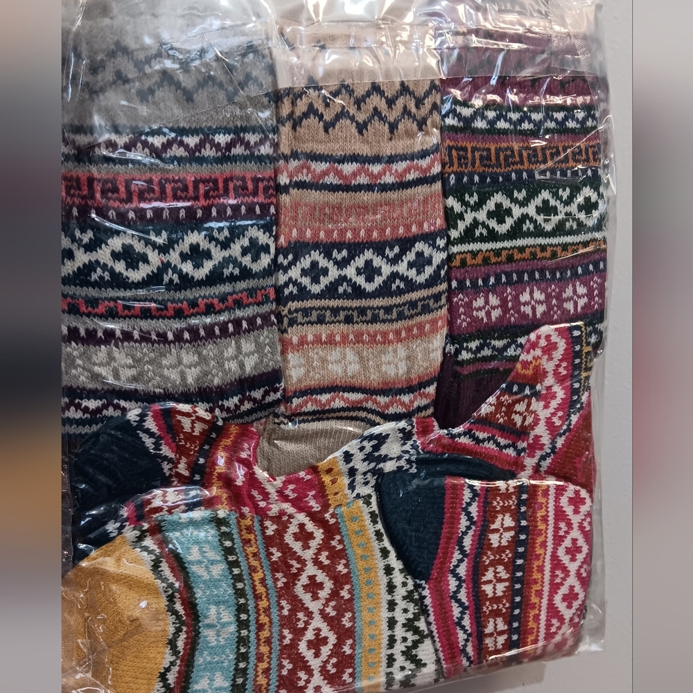 5 Pr Sock Set (New) - Picture 3 of 3